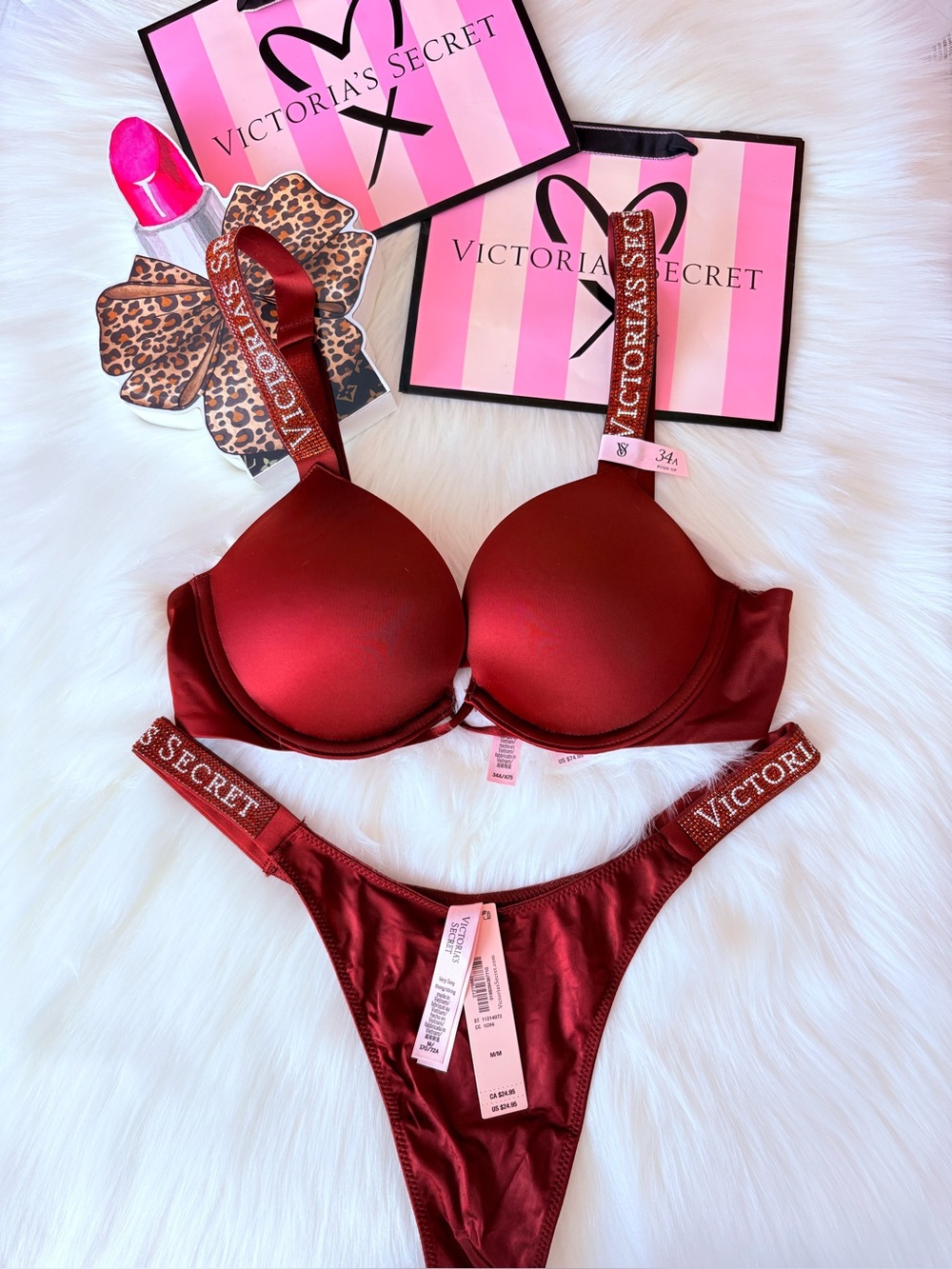 🩷🩷Victoria’s Secret logo shines strap bra and panty set (34A / M)🩷🩷